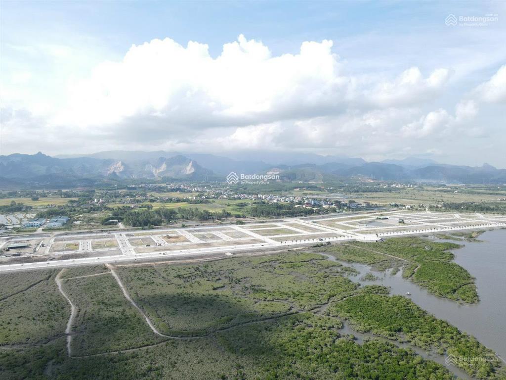 Chính chủ bán lô góc mặt đường 90m2 diễn loan