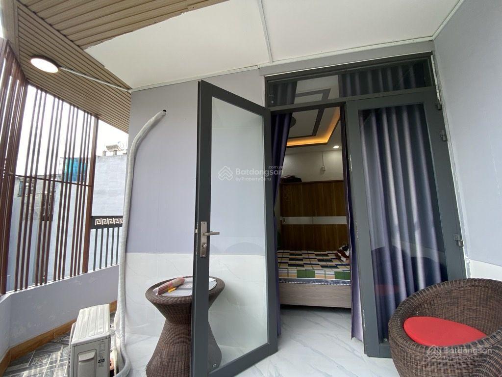 Nhà đào tông nguyên  nhà bè  hẻm xe hơi  66m2  3 tầng  sổ hồng  hoàn công  6.2 tỷ