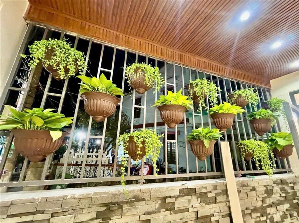 Bán nhà vườn, hẻm xe hơi, full nội thất ở ngay, huỳnh tấn phát, nhà bè, sổ hồng riêng, giá 4.38 tỷ