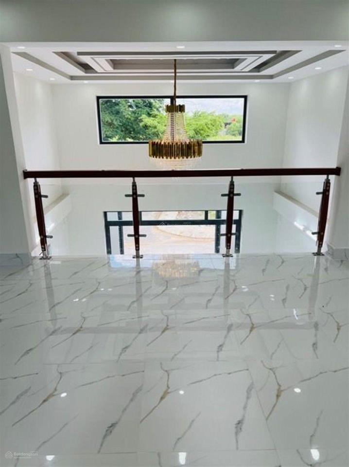 88m²  ngang 8m  4 tầng  7 pn  xe hơi ngủ nhà  lê văn lương  nhà bè  nhỉnh 6 tỷ