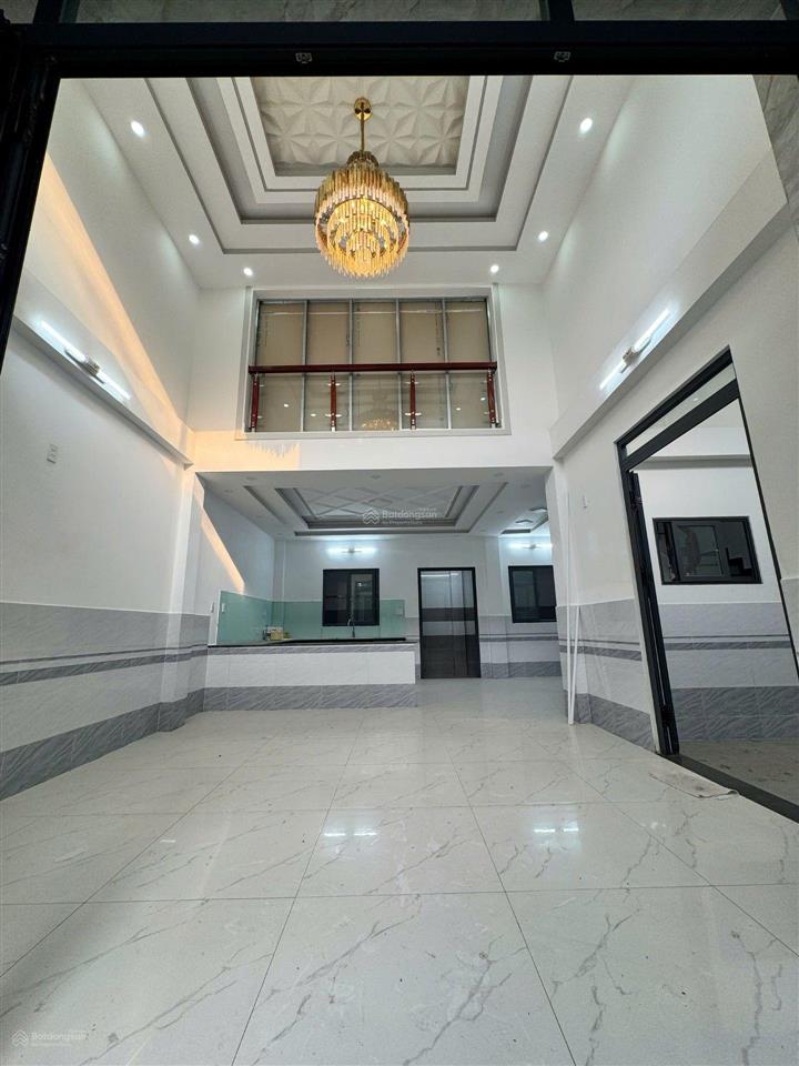 88m²  ngang 8m  4 tầng  7 pn  xe hơi ngủ nhà  lê văn lương  nhà bè  nhỉnh 6 tỷ