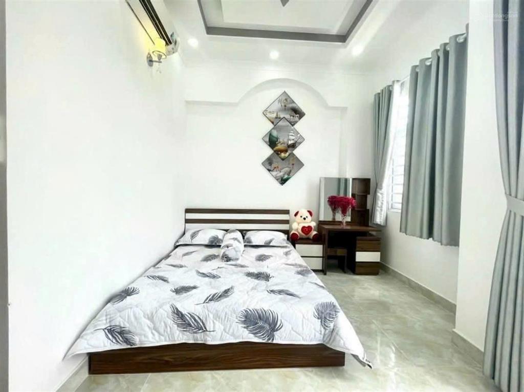 Nhà hẻm xe hơi, huỳnh tấn phát, nhà bè, ngay chợ phú xuân, 3 tầng, sổ hồng riêng, giá 5,4 tỷ