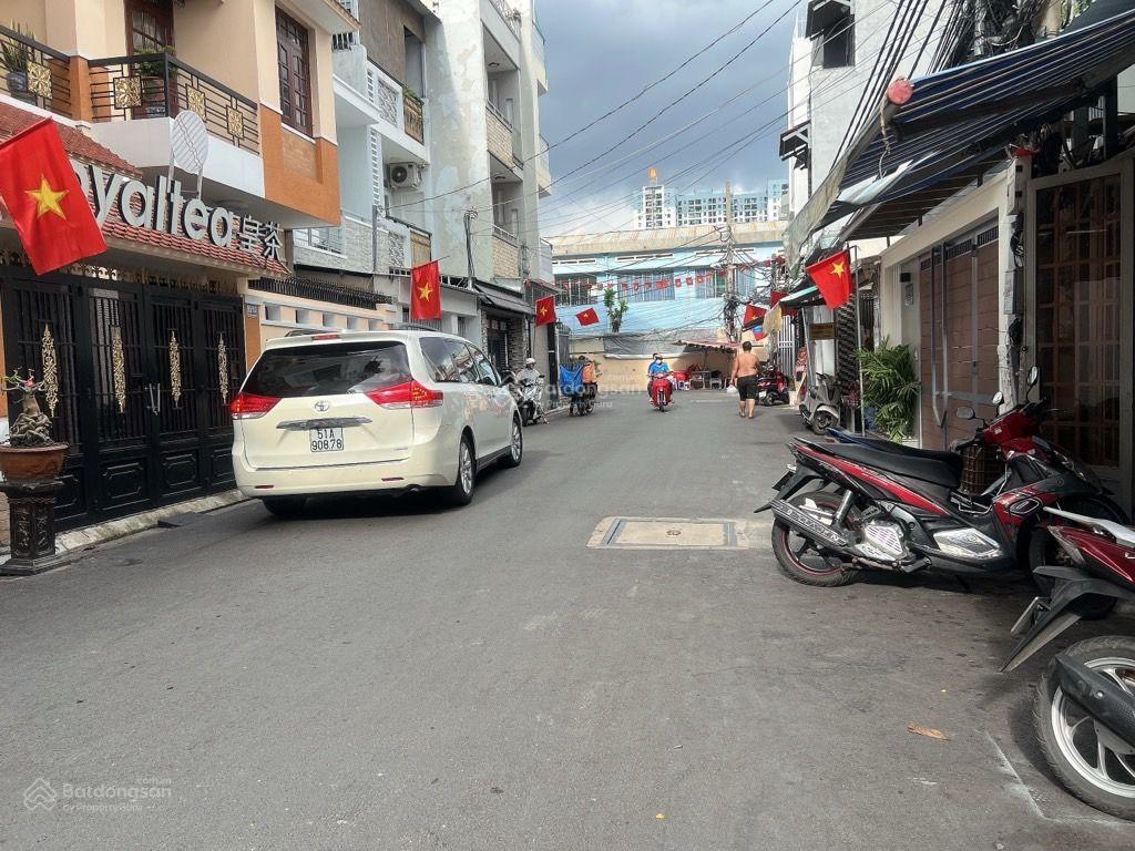 Nhà lê văn lương ngay lotte mart, tân hưng, quận 7, xe hơi ngủ nhà, 3 tầng, giá 11.45 tỷ