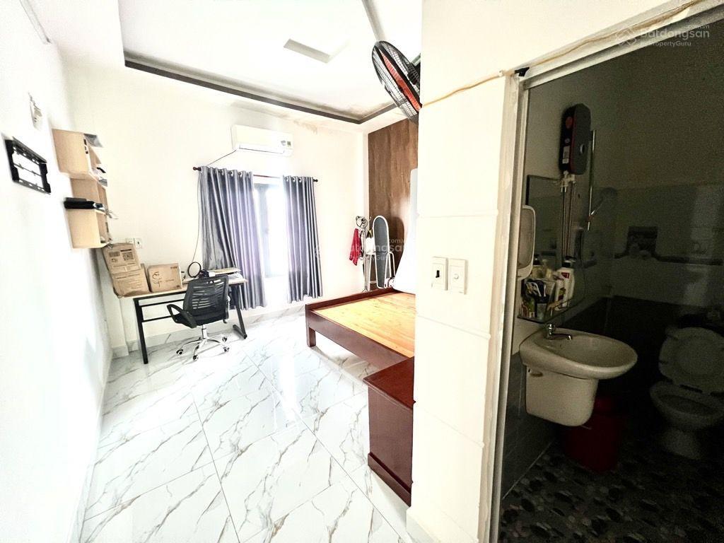 Nhà lê văn lương ngay lotte mart, tân hưng, quận 7, xe hơi ngủ nhà, 3 tầng, giá 11.45 tỷ