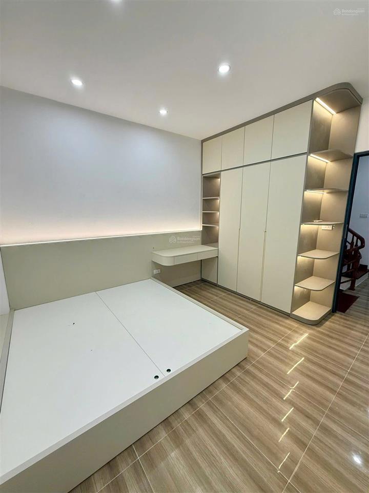 Nhà đẹp, làng lụa vạn phúc, hà đông, 40m2, 5 tầng, giá hơn 7 tỷ