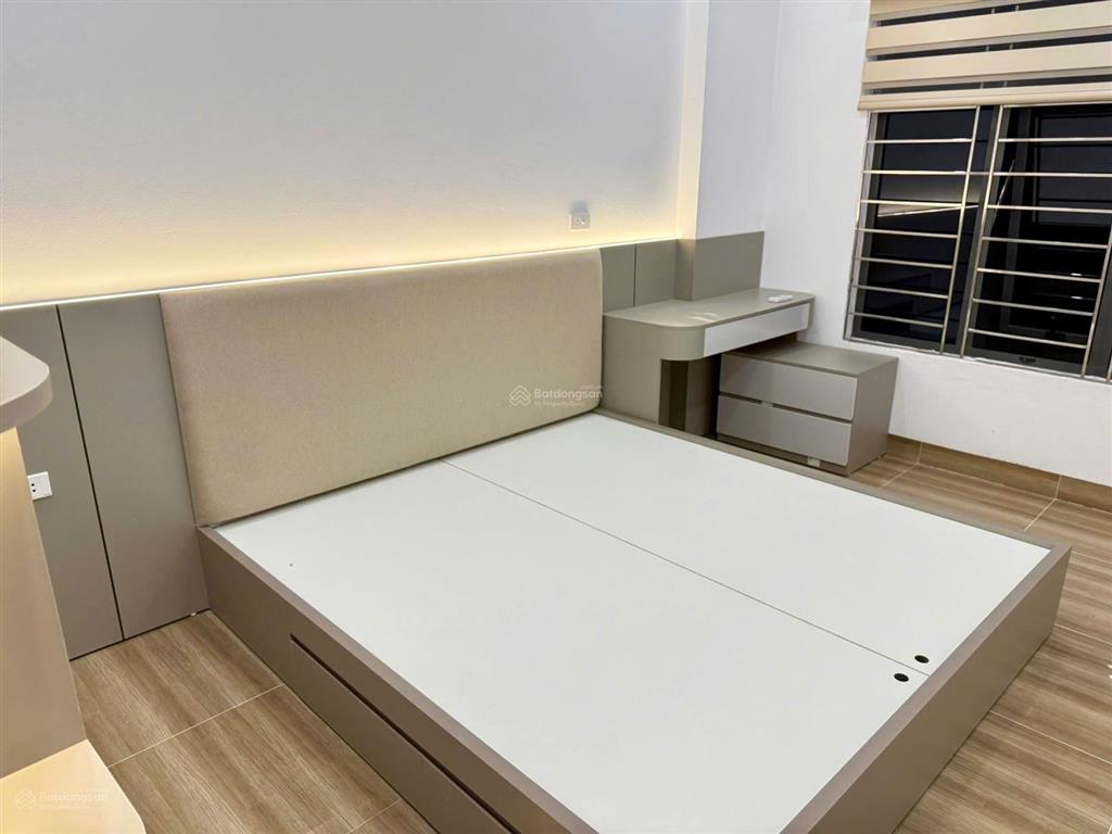 Nhà đẹp, làng lụa vạn phúc, hà đông, 40m2, 5 tầng, giá hơn 7 tỷ