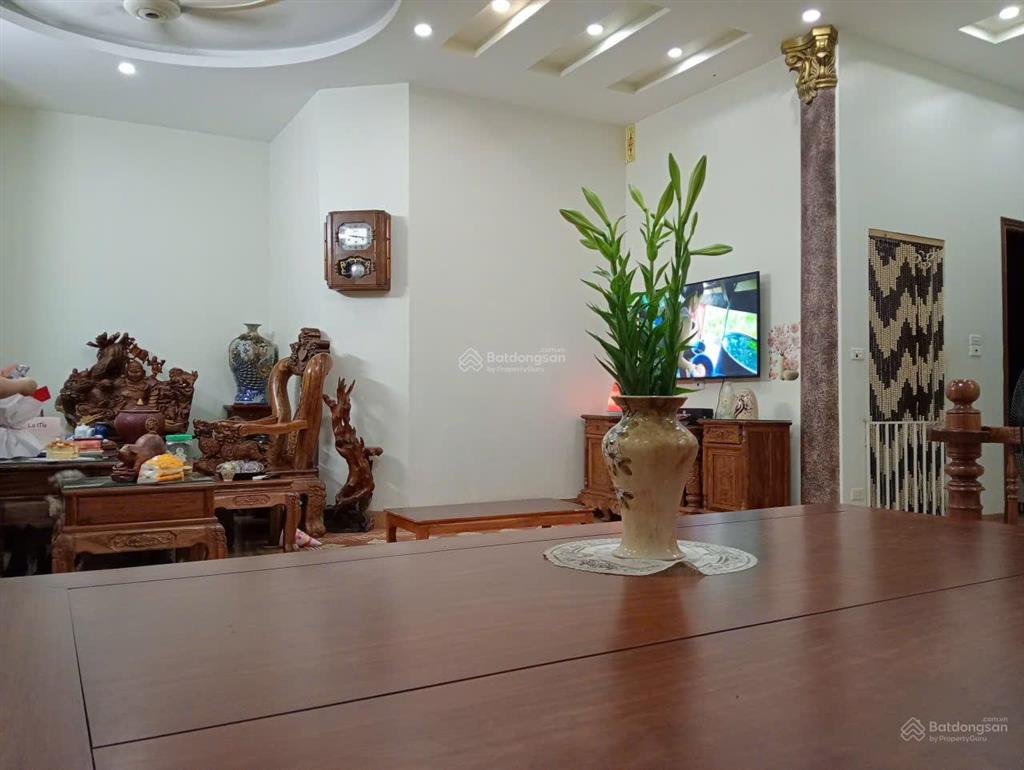 Bán nhà thông tầng, tầng 1 và 2 tại kđt văn khê, hà đông, 210m2, giá đầu tư