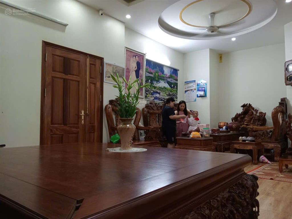 Bán nhà thông tầng, tầng 1 và 2 tại kđt văn khê, hà đông, 210m2, giá đầu tư