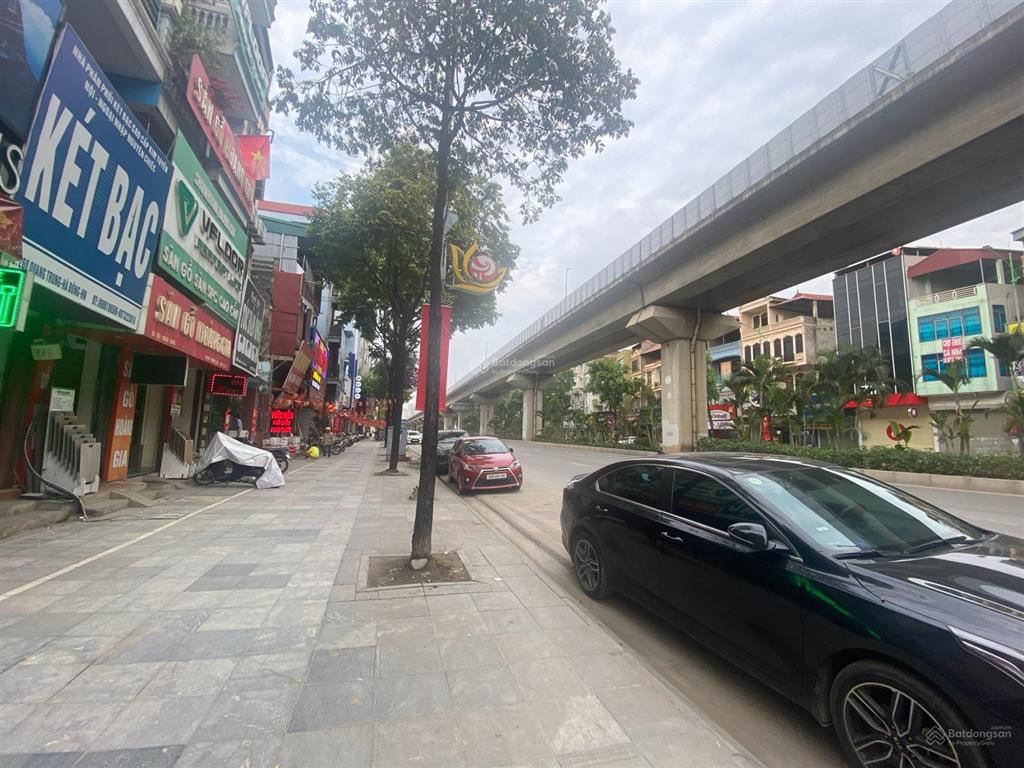 Bán nhà, mặt phố quang trung, hà đông, 86m2, 2 tầng, giá 180 triệu/ m2, cách bưu điện hơn trăm mét