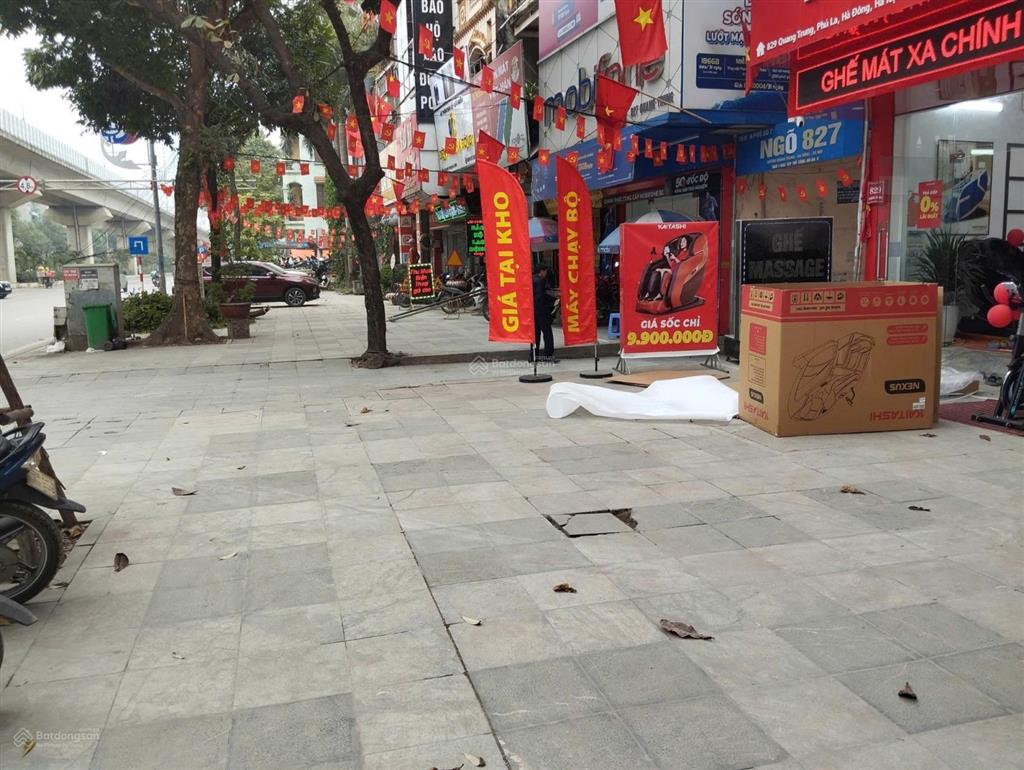 Bán nhà, mặt phố quang trung, hà đông, 86m2, 2 tầng, giá 180 triệu/ m2, cách bưu điện hơn trăm mét