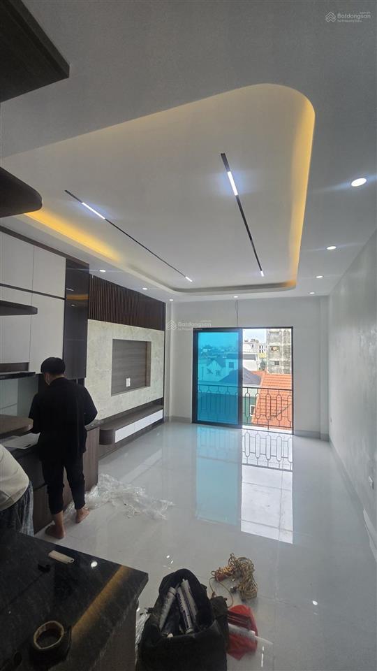 Siêu phẩm, 40m², 6 tầng, thang máy, chỉ hơn 8 tỷ, tại văn phú, hà đông