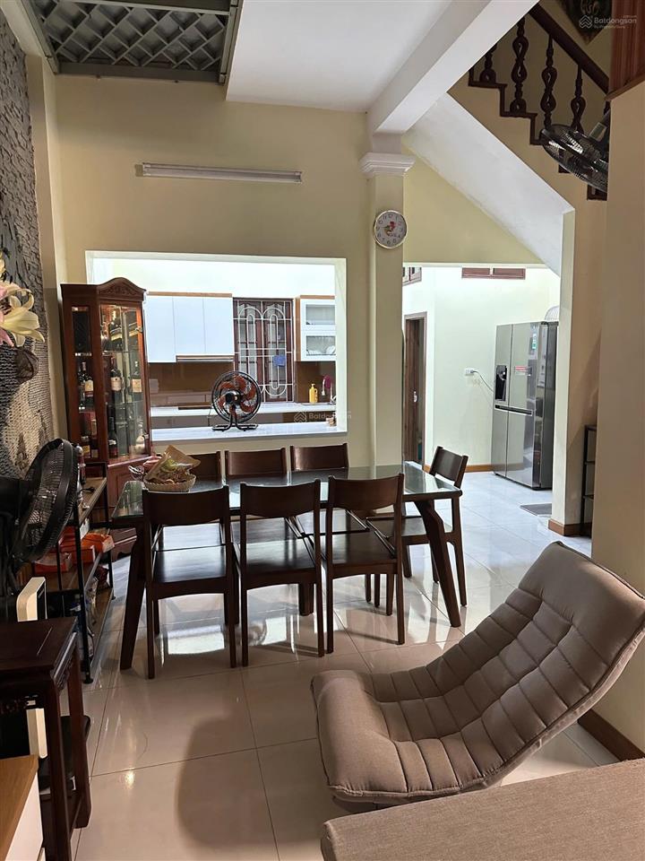 Nhà đẹp, sát trường đh hà nội, 80m2, 4tầng, chi 18 tỷ, phân lô, ôtô, tại lương thế vinh, thanh xuân