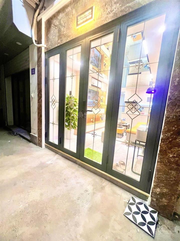 Không quy hoạch, chỉ 9 tỷ, 33m2, 5 tầng, thang máy, tại thụy khuê, tây hồ, hà nội
