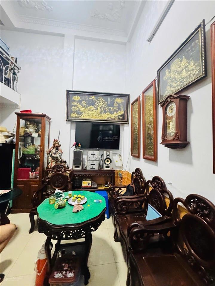 Chia tài sản cho con, bán 48m2, 5 tầng, giá 11 tỷ, tại ngõ phố đội cấn, ba đình, hà nội