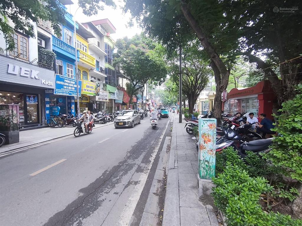 Chia tài sản cho con, bán 48m2, 5 tầng, giá 11 tỷ, tại ngõ phố đội cấn, ba đình, hà nội