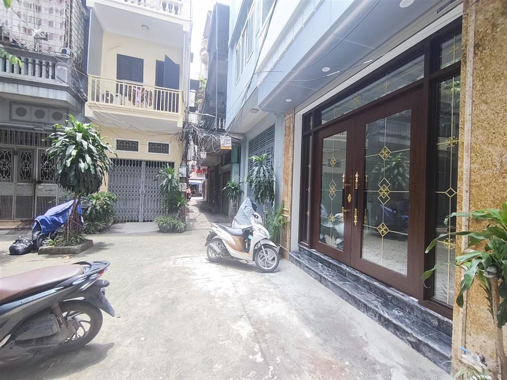 Sang xịn mịn, 56m2, 6 tầng, thang máy, giá hơn 16 tỷ, tại quốc tử giám, đống đa, hà nội