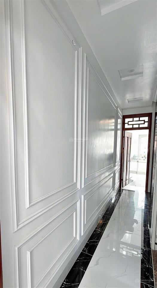 Sang xịn mịn, 56m2, 6 tầng, thang máy, giá hơn 16 tỷ, tại quốc tử giám, đống đa, hà nội
