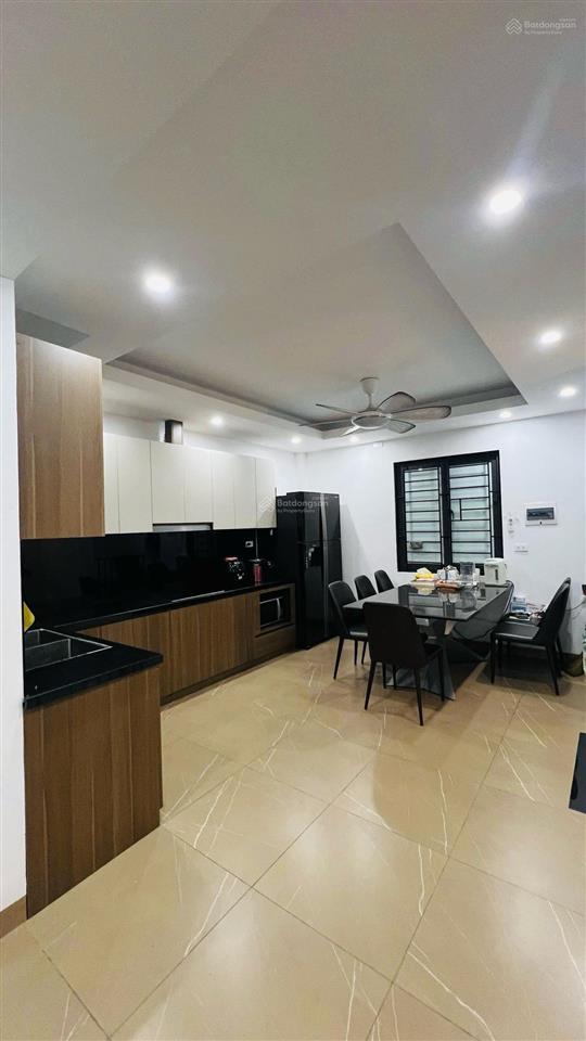 Bán nhà khu dv sát sân bóng hà trì, hà đông, 56m2, 6tầng, giá chỉ 14,8 tỷ, phân lô, ôtô, kinh doanh