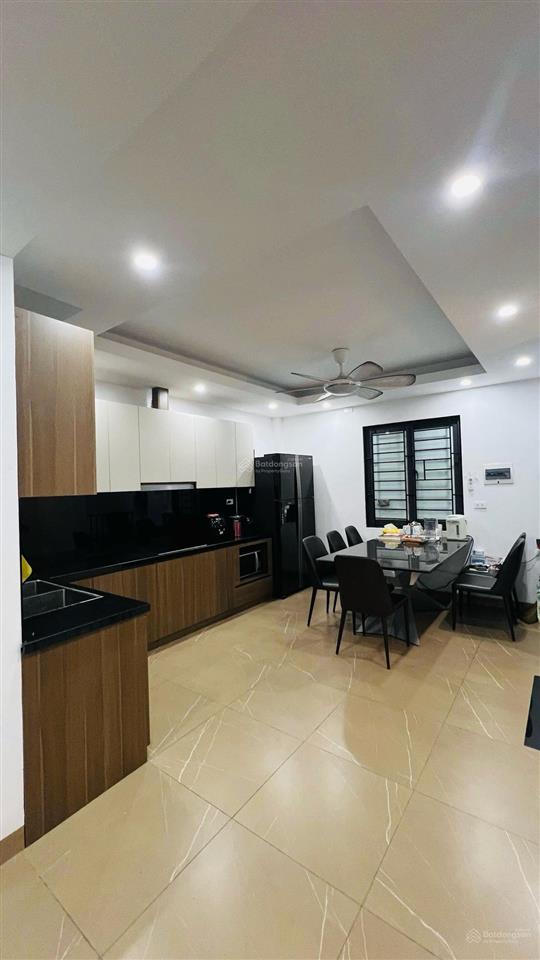 Nhà đẹp, giá rẻ, khu dịch vụ văn phú, hà đông, 50m2, 5 tầng, giá chỉ 15 tỷ, phân lô, vỉa hè, kd