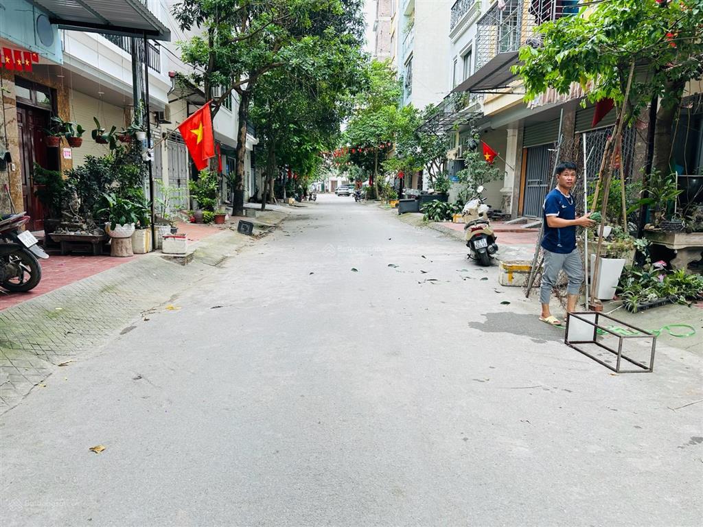 Nhà đẹp, giá rẻ, khu dịch vụ văn phú, hà đông, 50m2, 5 tầng, giá chỉ 15 tỷ, phân lô, vỉa hè, kd