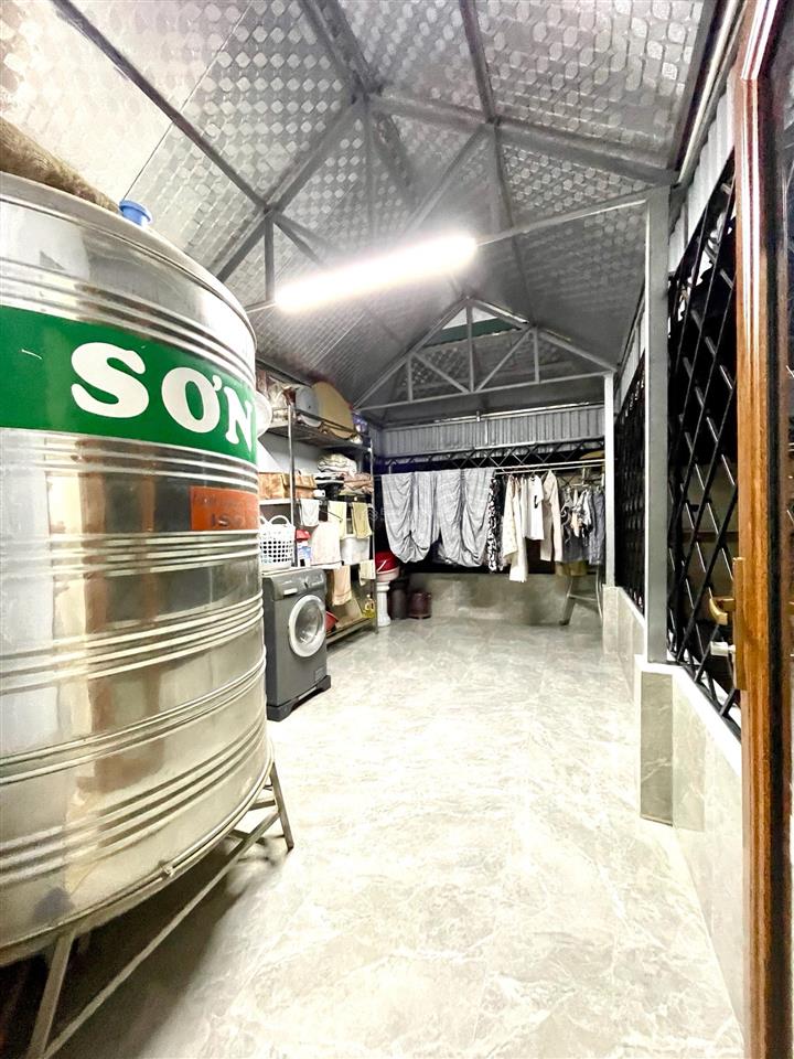 Nhà đẹp, 50m2, 5 tầng, giá 15x tỷ, tại phố nguyên hồng, ba đình, hà nội, giá tốt, khu hiếm nhà bán