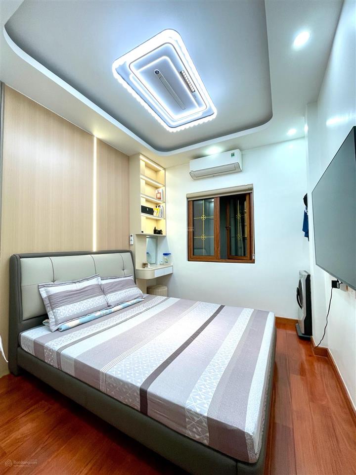 Nhà đẹp, 50m2, 5 tầng, giá 15x tỷ, tại phố nguyên hồng, ba đình, hà nội, giá tốt, khu hiếm nhà bán