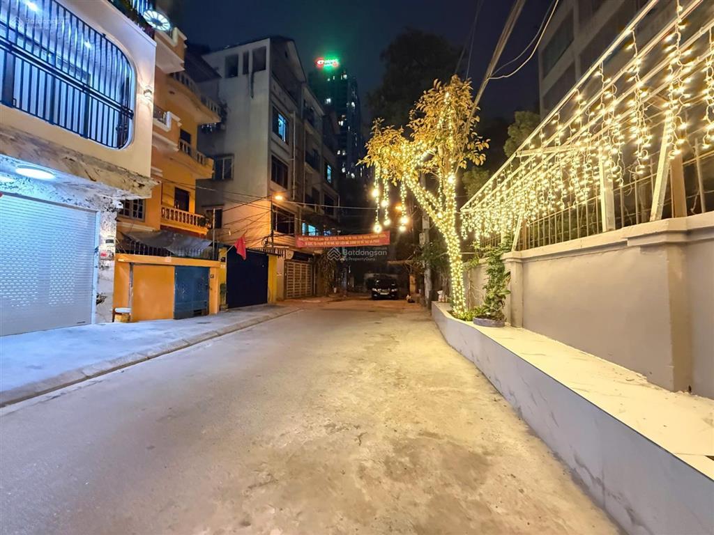 Rẻ như cho, 66m2, 4 tầng, thang máy, giá chỉ 10,2 tỷ, tại lương thế vinh, thanh xuân, hà nội