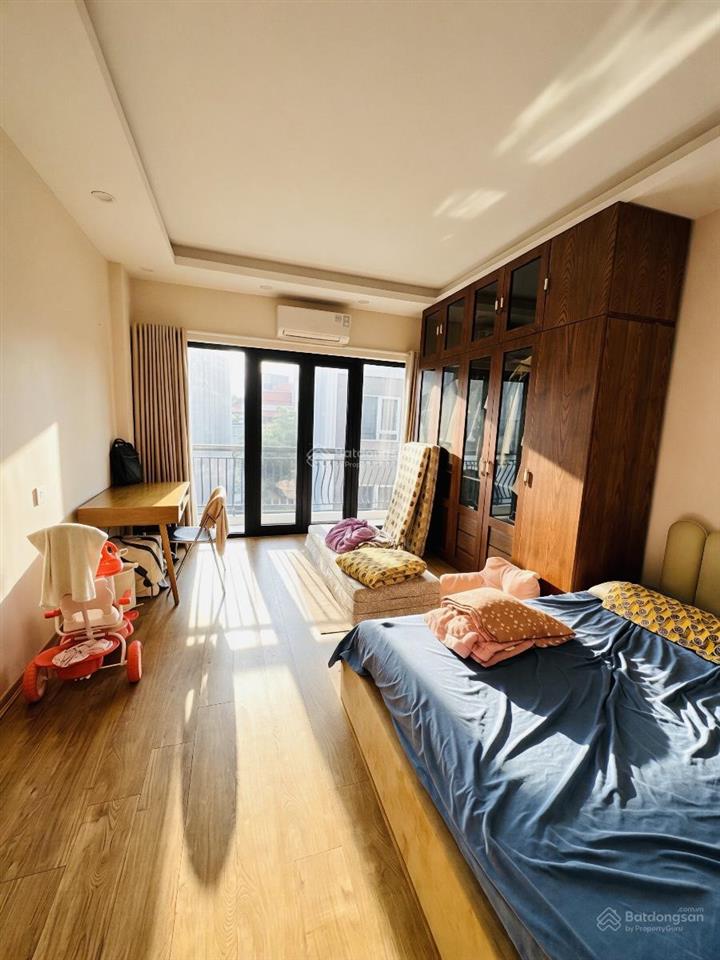 Rẻ cũng bán, 42m2, 7 tầng, thang máy, tại lạc long quân, cầu giấy, phân lô, vỉa hè, ô tô tránh, kd