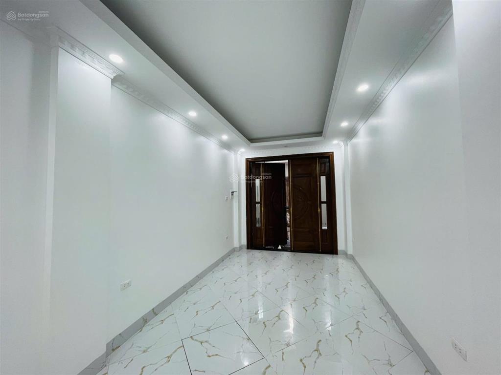 Siêu hiếm, 54m2,6 tầng, thang máy, gần mặt phố giảng võ, ba, đình, giá 15,6 tỷ, nhà mới, funl đồ