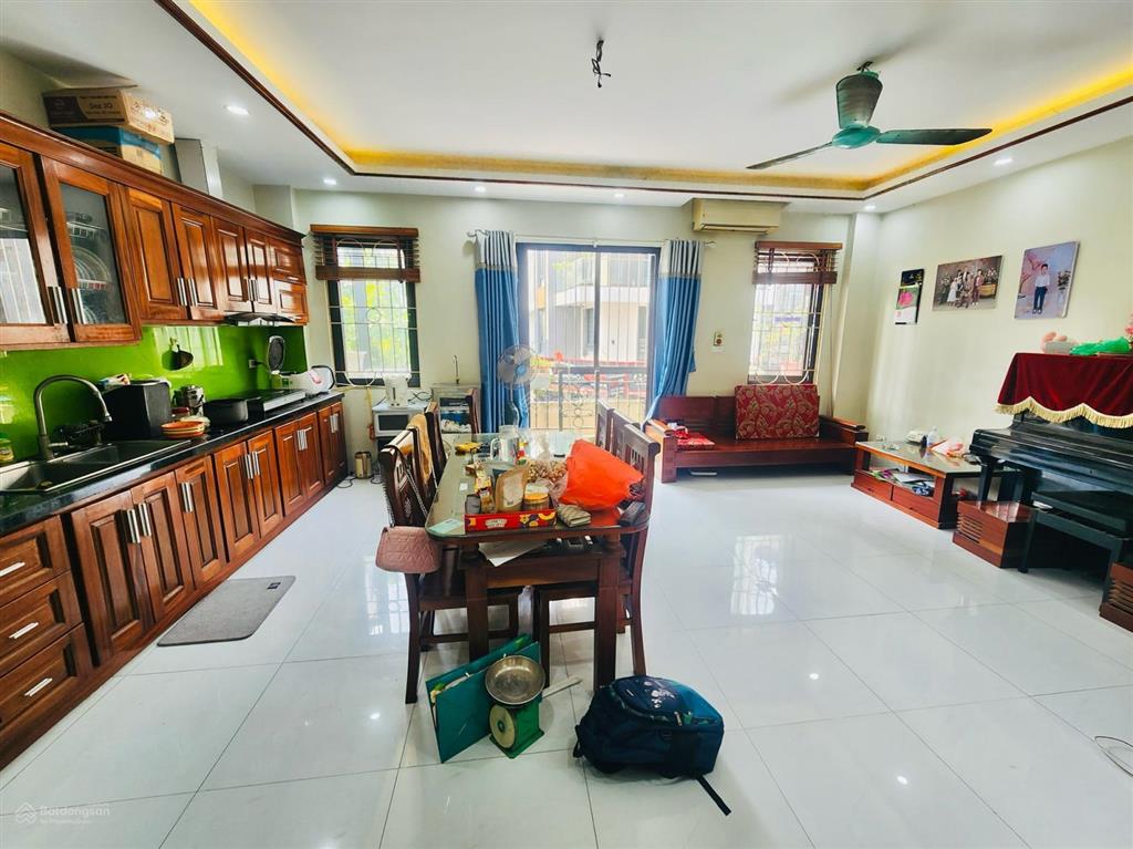 Nhà đẹp, khu dv mỗ lao, hà đông, 52m2, 6 tầng, thang máy, giá chỉ hơn 17 tỷ, phân lô, kinh doanh