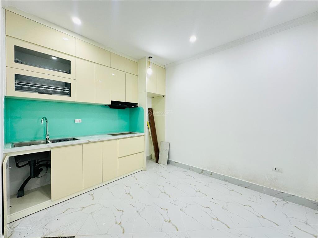 Hoa hậu, phường giảng võ, hà nội, 38m2, 5tầng, giá nhô 10tỷ, nhà mới, gần phố, khu vực hiếm nhà bán