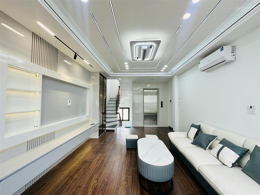 Nhà đẹp, ngõ 285 đội cấn, ba đình, 58m2, 5tầng, thang máy, giá 14tỷ, lõi ba đình, tiện ích bạt ngàn