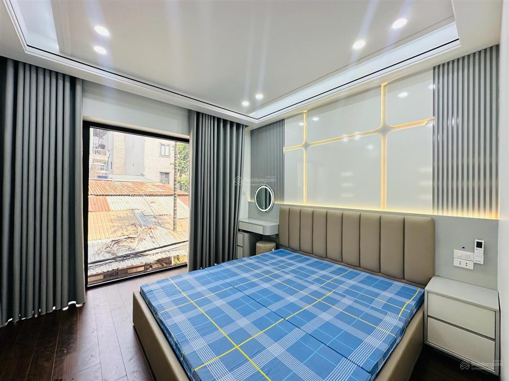 Nhà đẹp, ngõ 285 đội cấn, ba đình, 58m2, 5tầng, thang máy, giá 14tỷ, lõi ba đình, tiện ích bạt ngàn
