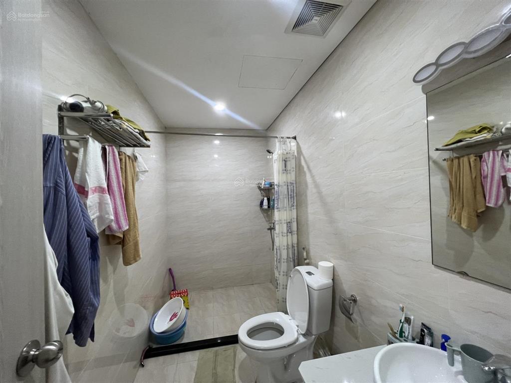 Giá thật  bán căn hộ 2pn 2vs 65m2 tòa b dự án handiresco. full nội thất, ban công đông nam