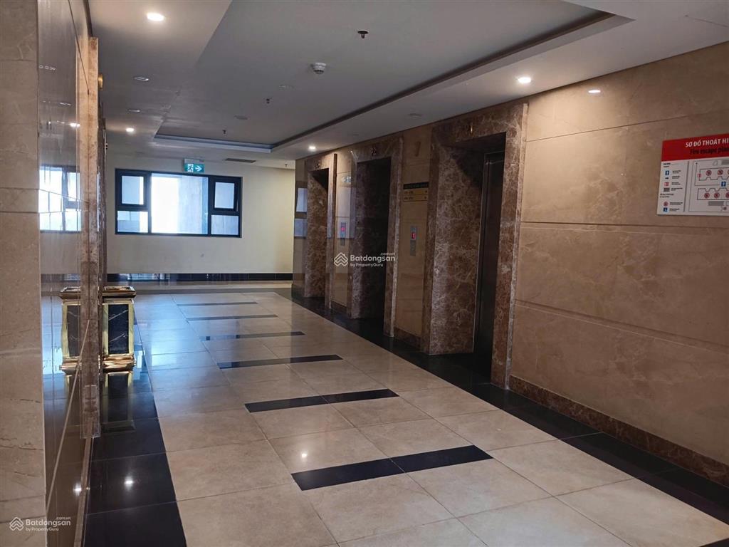 Chính chủ bán căn hộ 76m2 2pn 2wc dự án gold season. nội thất đầy đủ, ban công đông nam thoáng mát