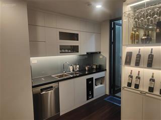 Căn hộ hà nội centerpoint 69,6m2 2pn 2vs có slot ô tô. giá 8,5 tỷ có thương lượng thiện chí