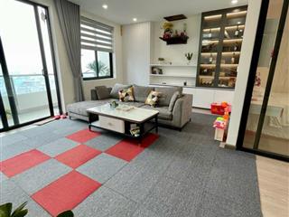 Có slot ô tô  chung cư hà nội centerpoint 69,6m2 2pn 2vs, tầng đẹp. sổ đỏ chính chủ