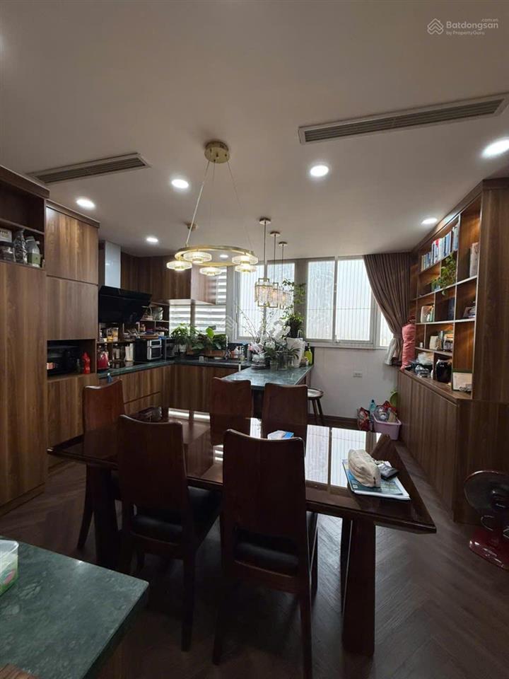 Chính chủ cần bán heitower 103,6m2 3pn 2vs. nội thất đầy đủ, tầng đẹp, có slot ô tô, giá chỉ 9 tỷ