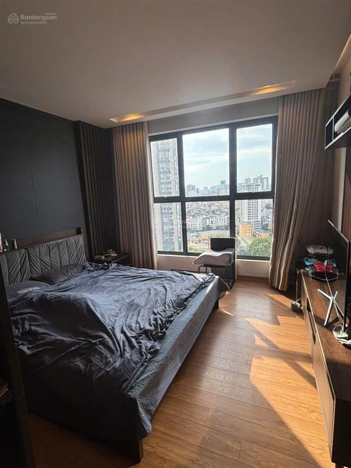 Cho thuê căn vòm view siêu đỉnh dự án golden palm 121,2m2 3pn 2vs, full nội thất đẹp, 2 ban công