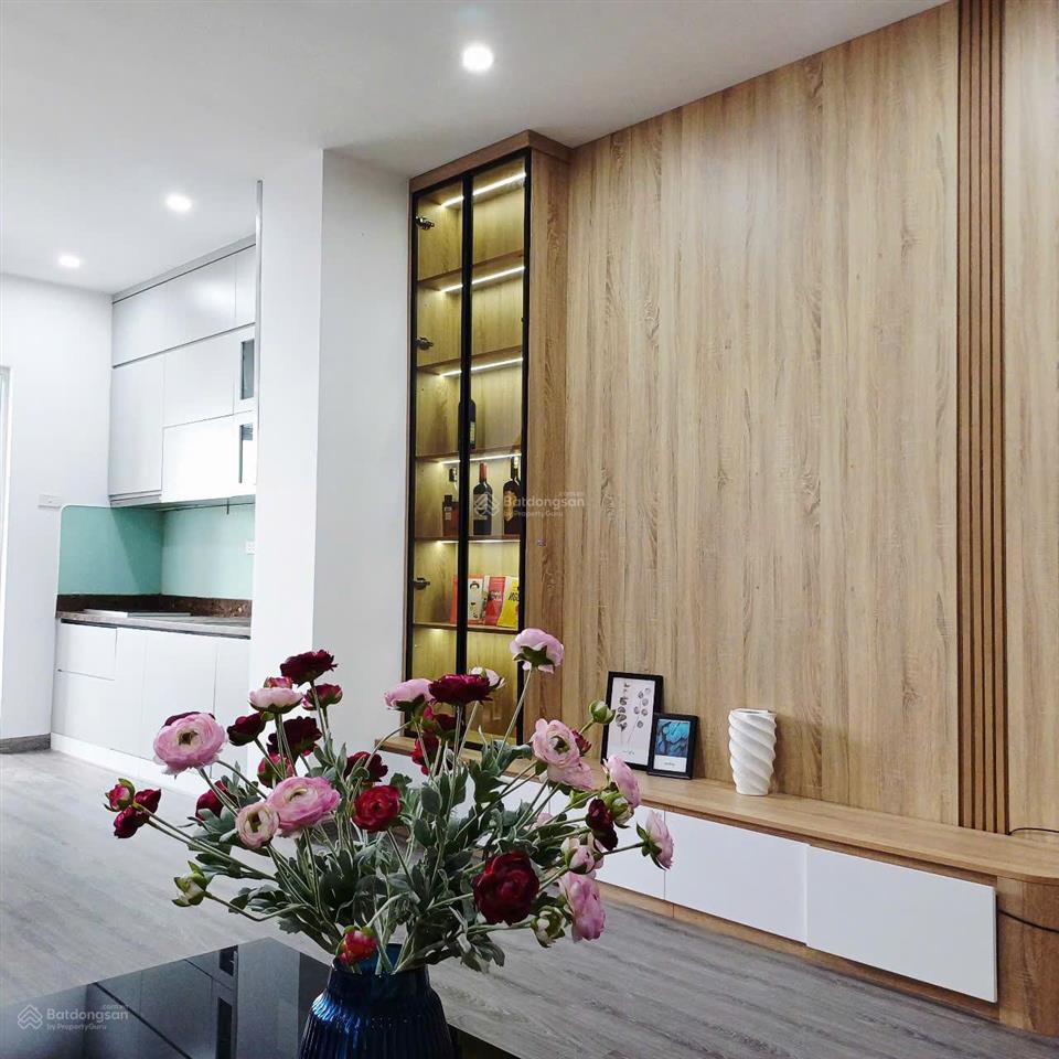Chính chủ bán chung cư trung hòa nhân chính 66,5m2 2pn 2vs  full nội thất  sổ đỏ chính chủ