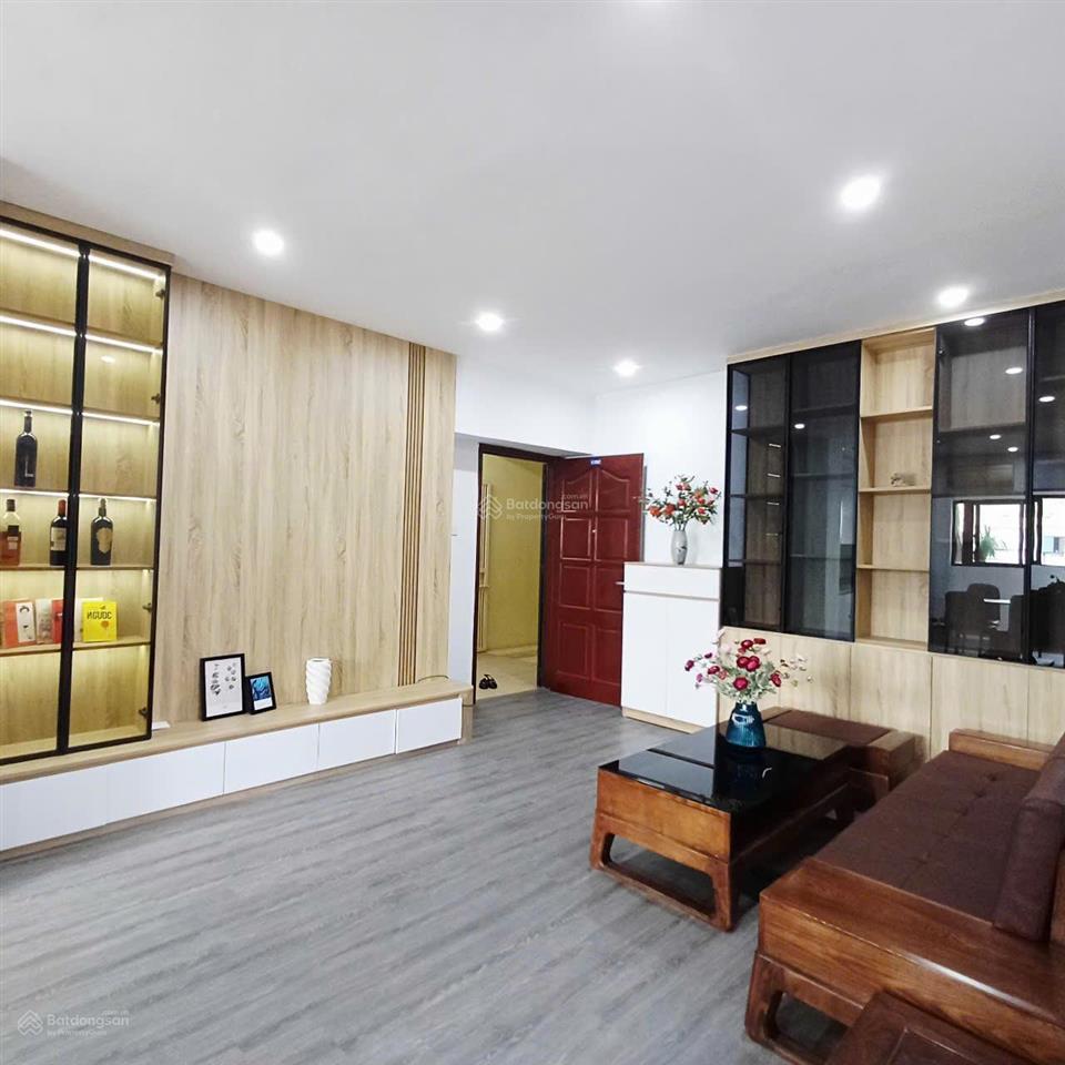 Chính chủ bán chung cư trung hòa nhân chính 66,5m2 2pn 2vs  full nội thất  sổ đỏ chính chủ