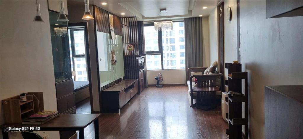 Cho thuê chung cư eco green 74m2 2pn 2vs  full nội thất  vào ở luôn  giá tr 12tr/ tháng