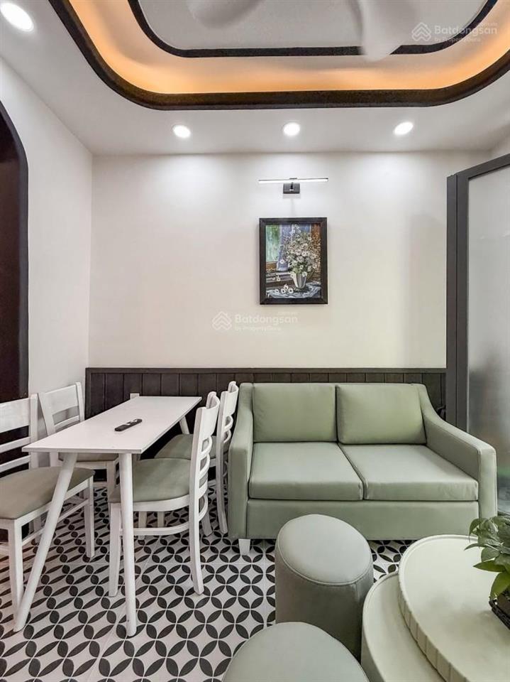 Cách q1 cây cầu  hẻm 1/ trường sa  chỉ hơn 3 tỏi  tặng full nội thất xịn  nhà nở hậu tài