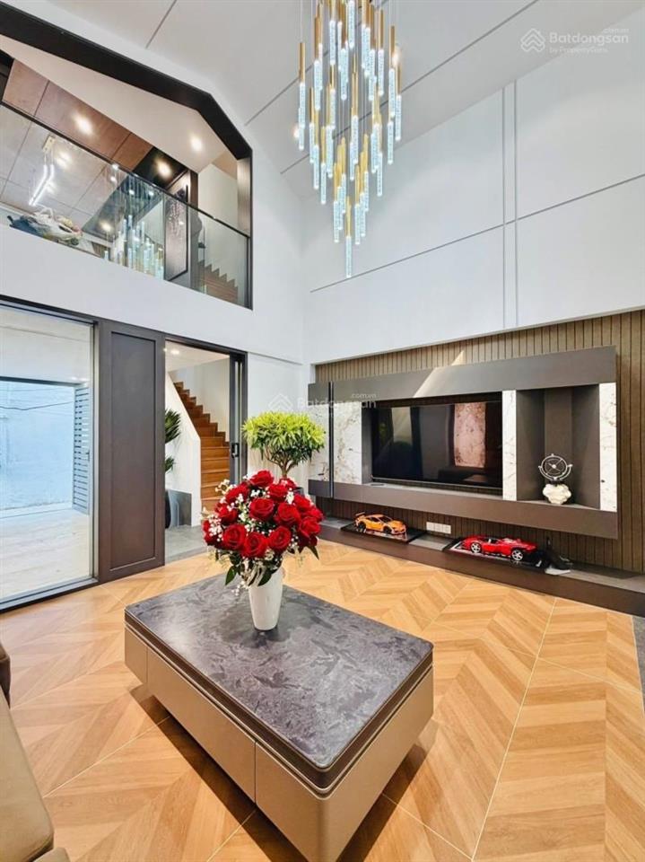 Siêu phẩm xây mới 5 tầng tại lê văn thọ  hẻm xe hơi  full nt  ngay cv làng hoa  30m ra mặt tiền