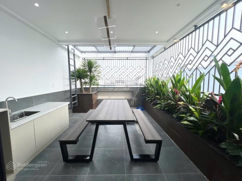 Bán gấp! chủ giảm 700tr  nhà phố cao cấp có thang máy  xe hơi ngủ trong nhà  phạm văn chiêu.