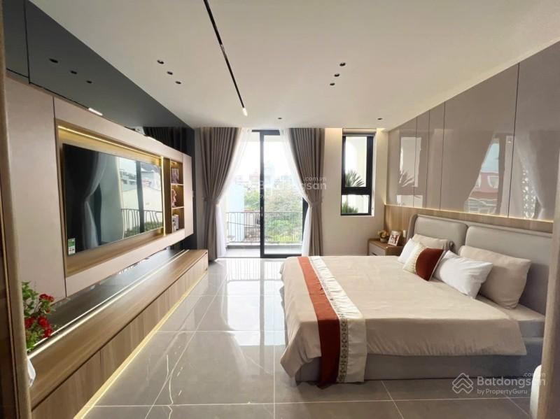 Bán gấp! chủ giảm 700tr  nhà phố cao cấp có thang máy  xe hơi ngủ trong nhà  phạm văn chiêu.