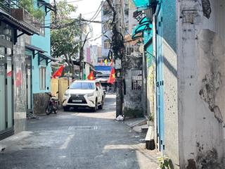 Nhà tốt ngon. nguyễn thái sơn, gv  hxh tới nhà  dt 80m2  đi trung tâm nhanh tiện chỉ 8t9 tl