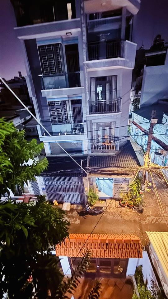 Nhà vip sân vườn. bùi quang là, gò vấp  hxh  ngang khủng 7m dt 95m2 cực hiếm chỉ 9t5 tl nhiều