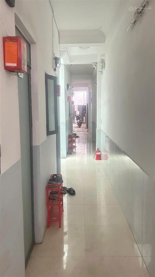 Bán chdv giá hiếm. lê văn thọ, gv  xe tải né nhau  có 11pn sẵn dòng tiền  dt 120m2 chỉ 10t2 tl