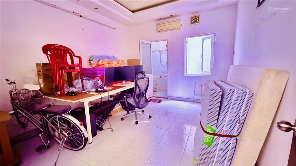 Cực phẩm nhà bình thạnh, nguyễn xí  hxh ngủ trong nhà  5 tầng với 5pn rộng chỉ 9t4 tl mạnh